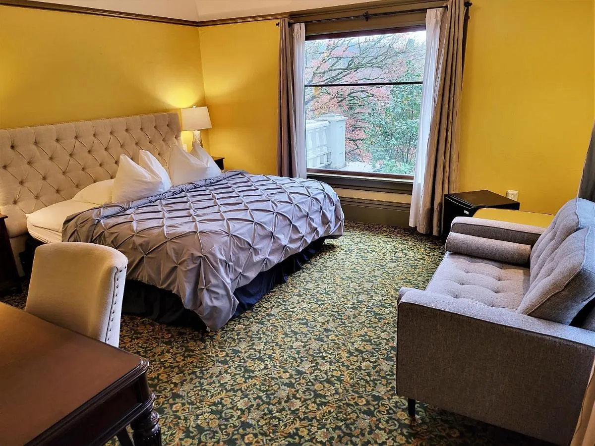 Evermore Guesthouse Портленд США
